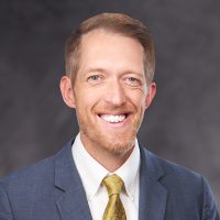 Dr. Linnell Head Shot